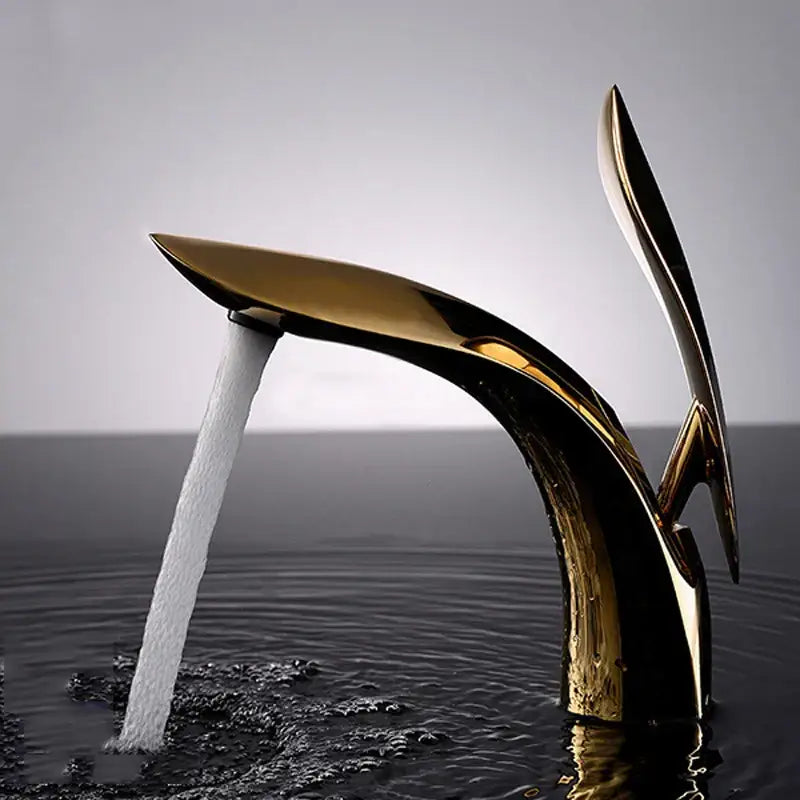 Gold Brass Single-Handle Basin Faucet Luxury