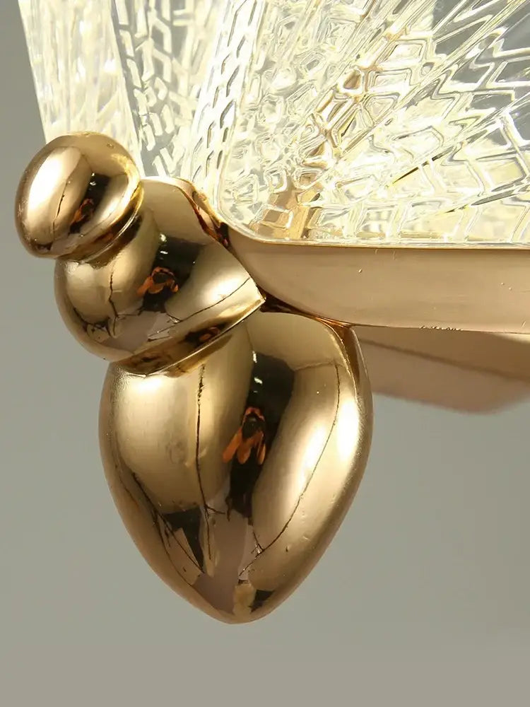 Gold Acrylic Pendant Light Multi-Head Design
