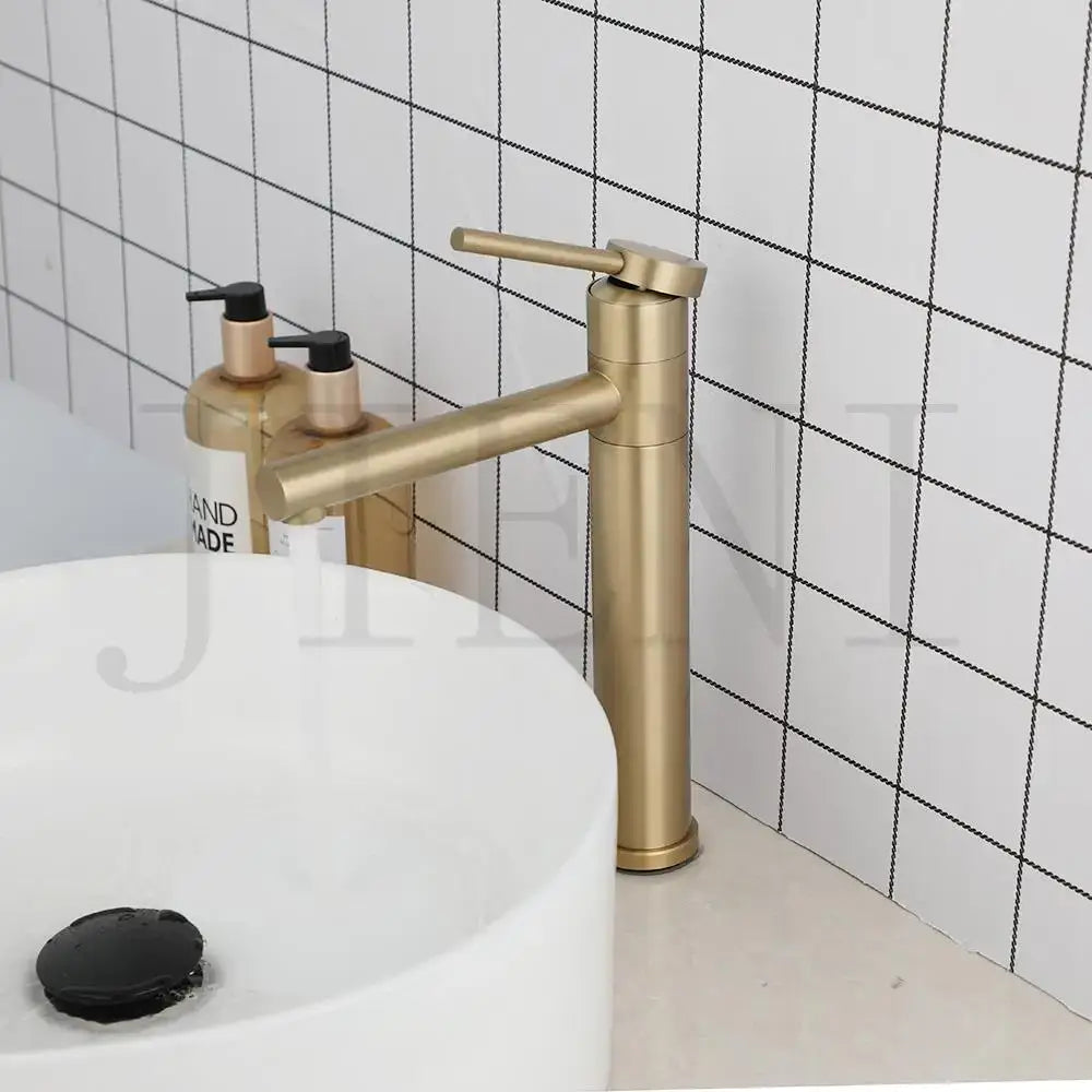 Polished Chrome Single Handle Basin Faucet