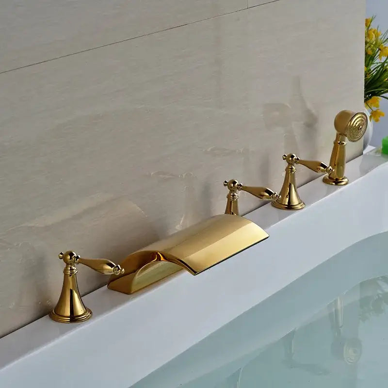 Gold Brass Bathtub Faucet
