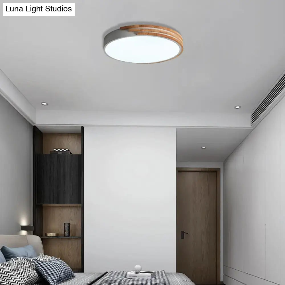Green Wood Round Ceiling Light