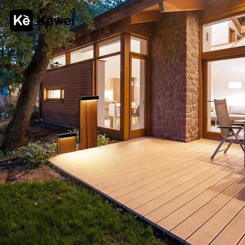 Wood Grain Pathway Light