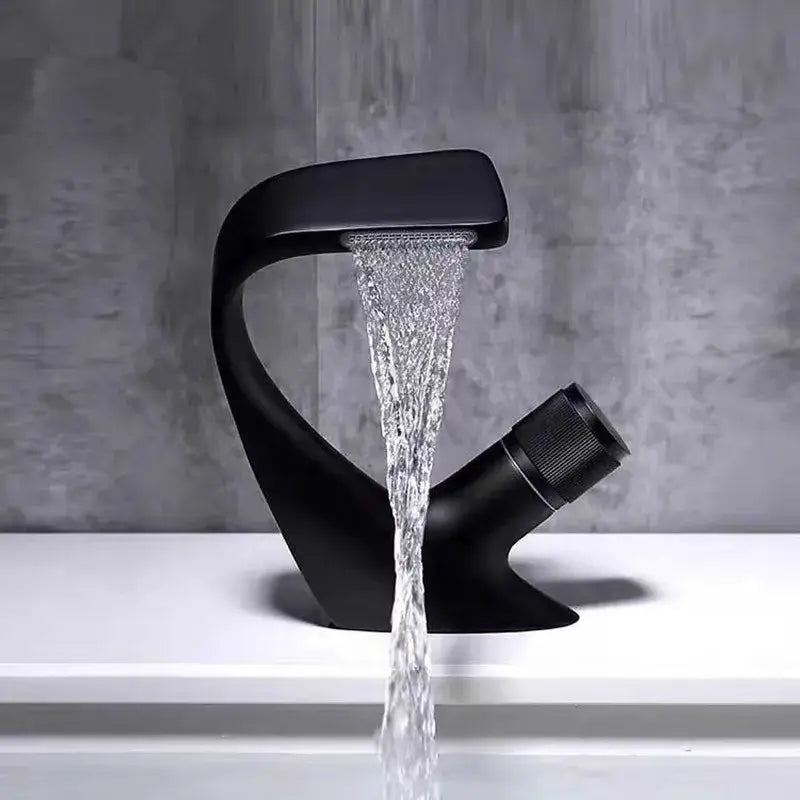 Chrome Single Handle Faucet for Kitchen or Bath