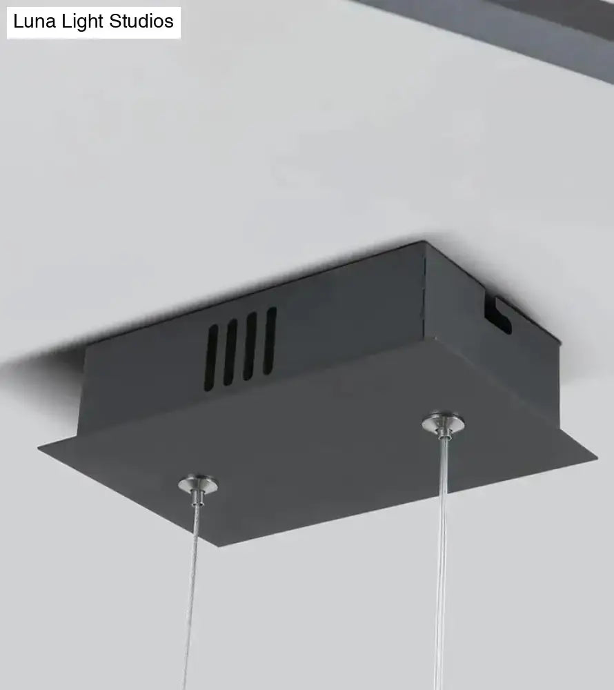 Metallic Arc Pendant Light