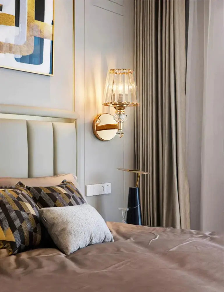 Gold Crystal Wall Lamp
