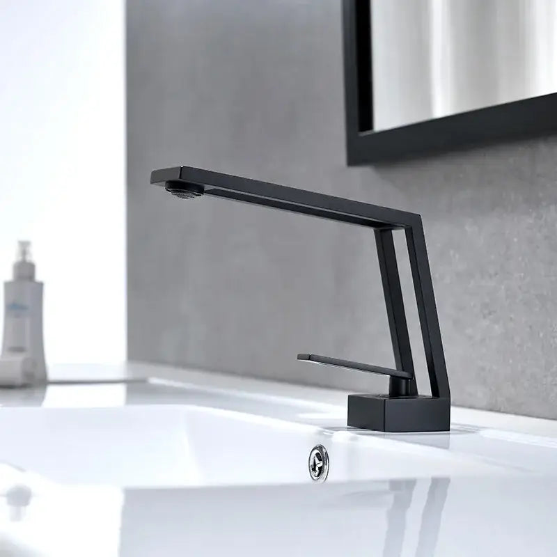 Matte Black Basin Faucet Single-Handle Deck Mount