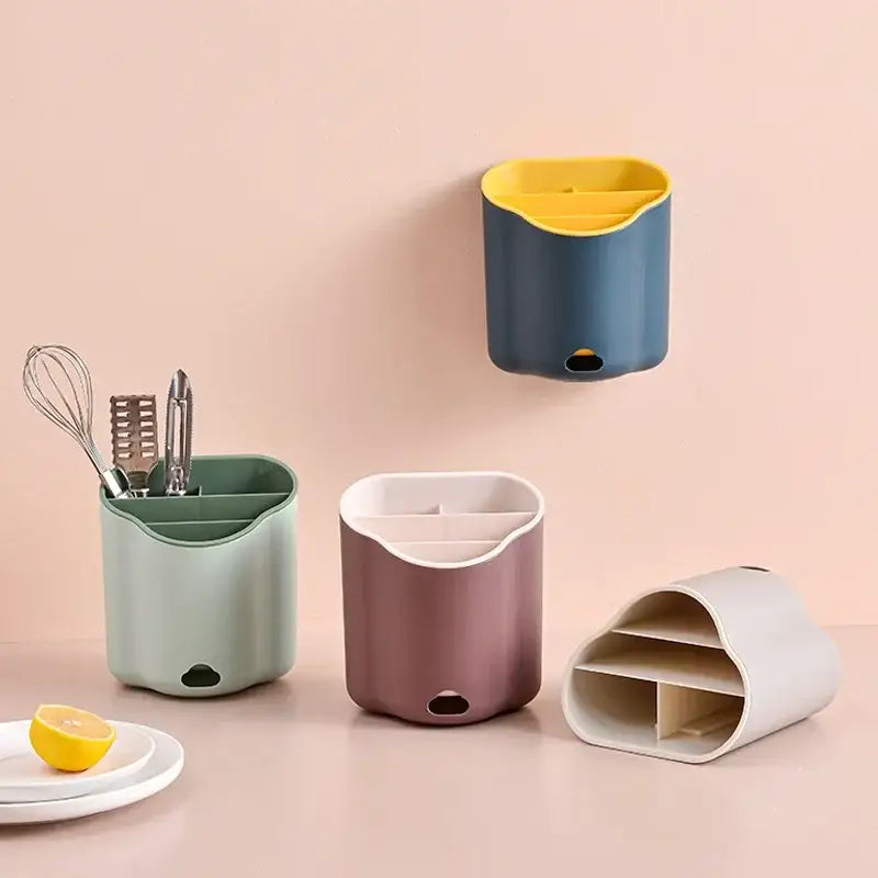 Wavy Plastic Cutlery Holder
