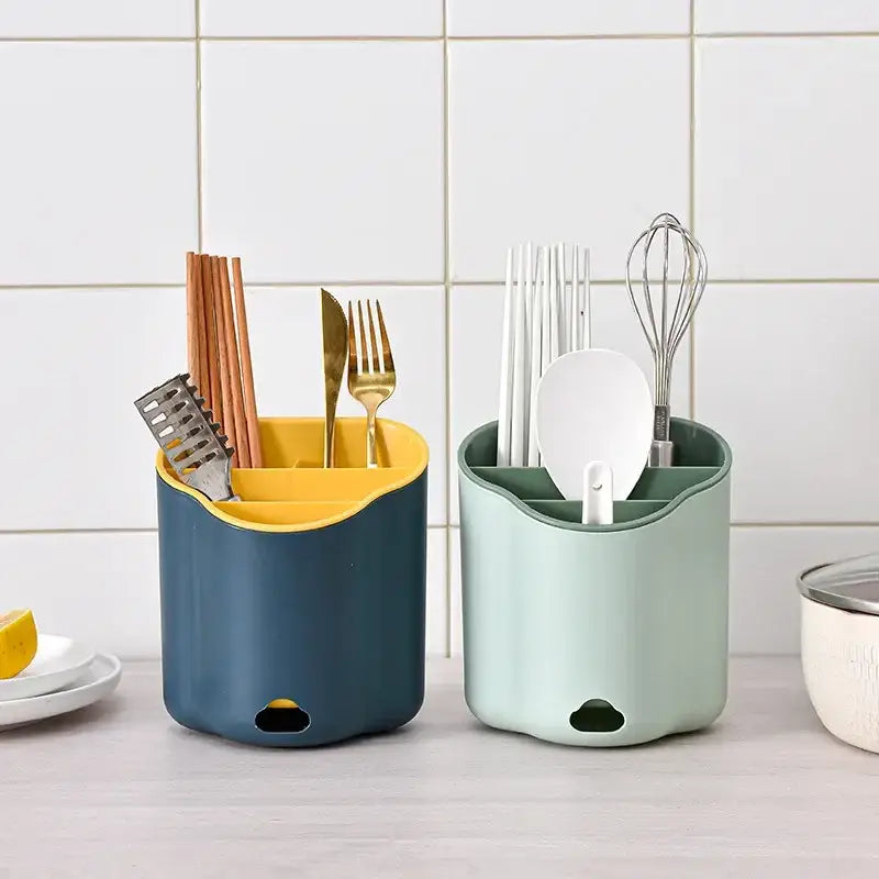 Wavy Plastic Cutlery Holder