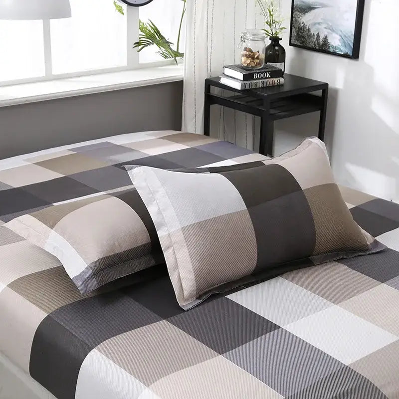 Plaid Cartoon Bedding Set