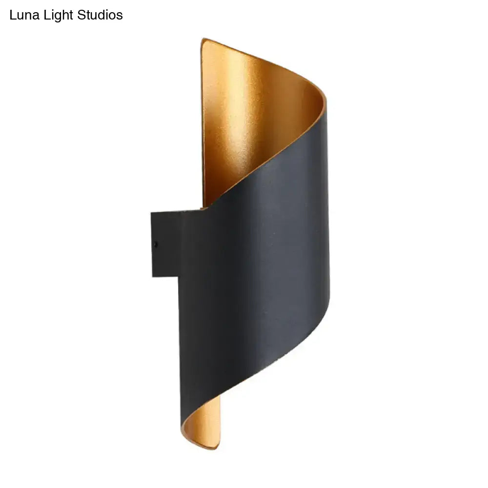 White Gold Spiral Sconce