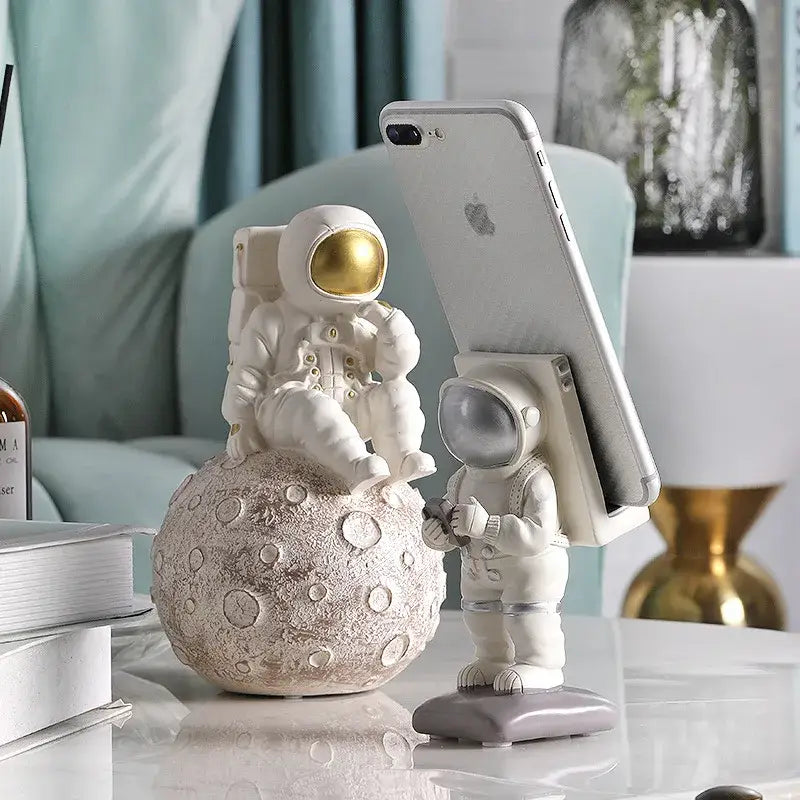 White Gold Astronaut Phone Holder