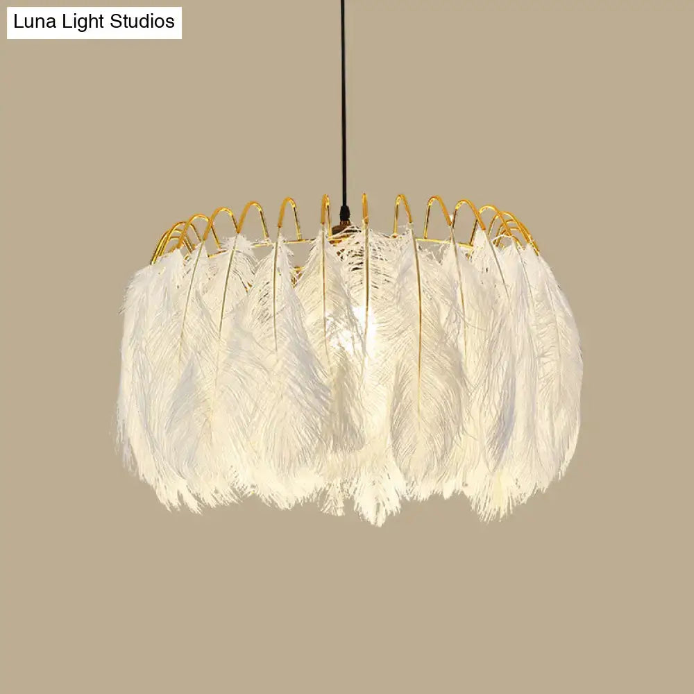 White Feather Chandelier Light