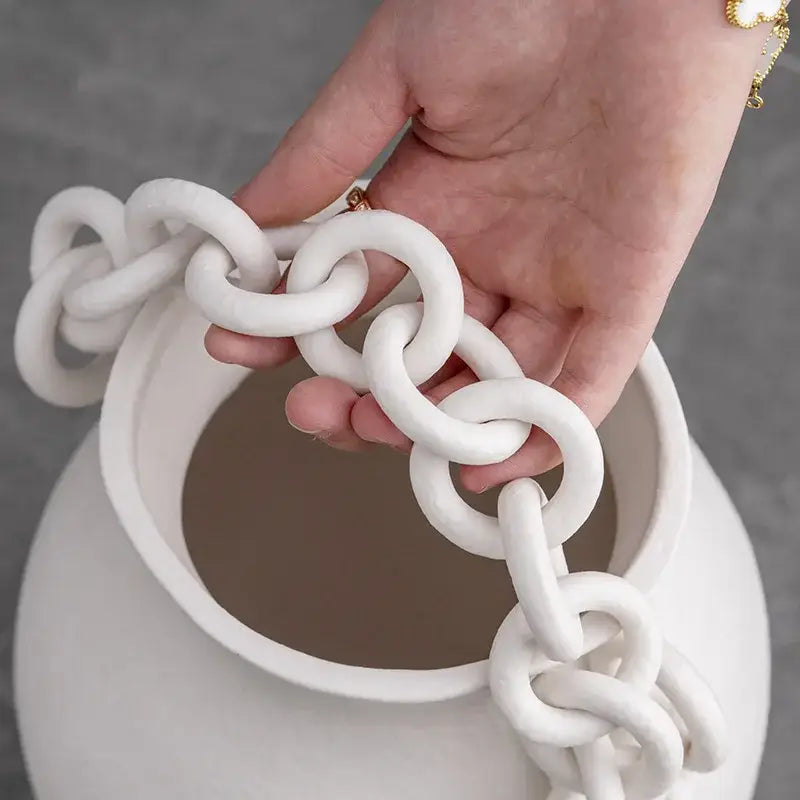 White Geometric Chain Vase