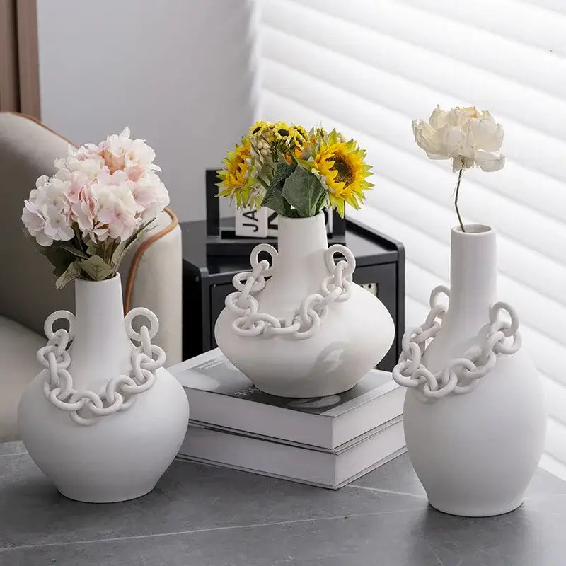 White Geometric Chain Vase