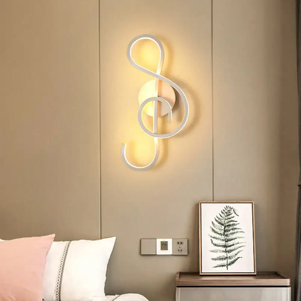 White Geometric Twisted Wall Lamp