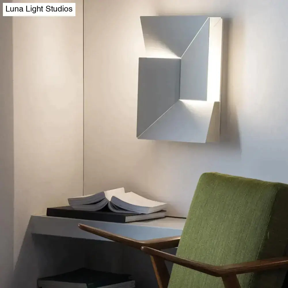 White Geometric Wall Art Lamp