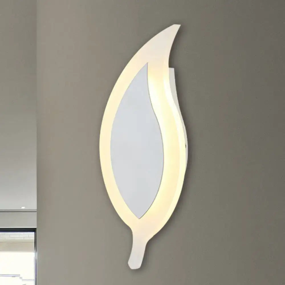 White Leaf Wall Sconce