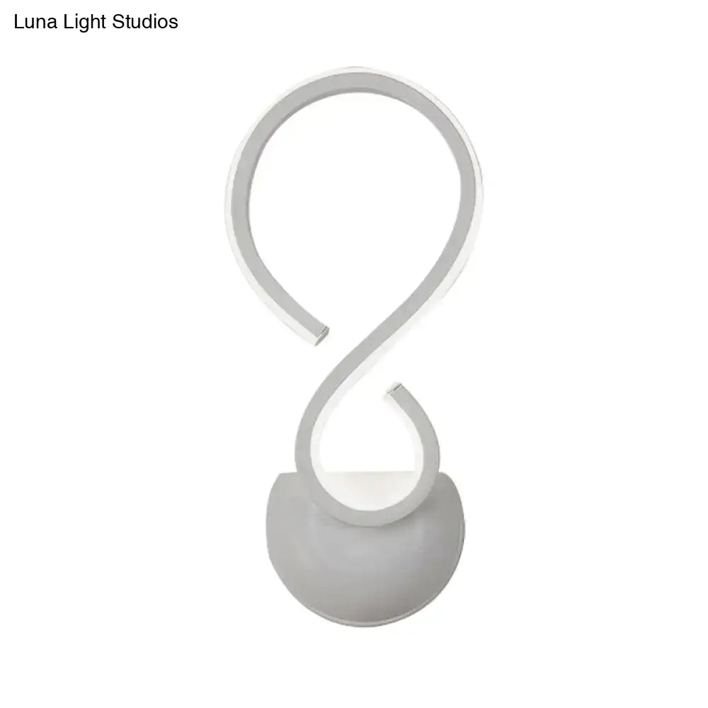 White Twist Wall Lamp