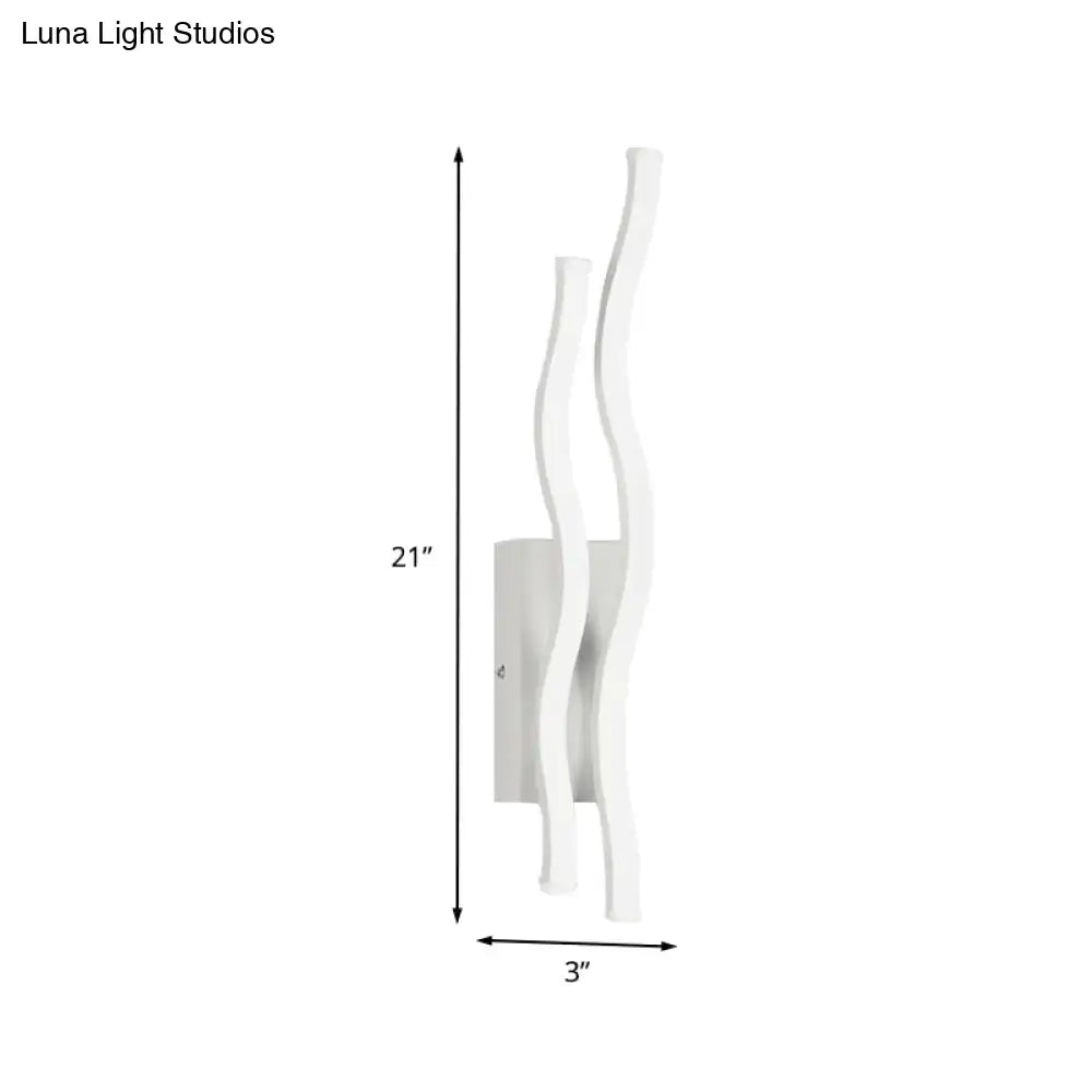 White Waving Wall Lamp