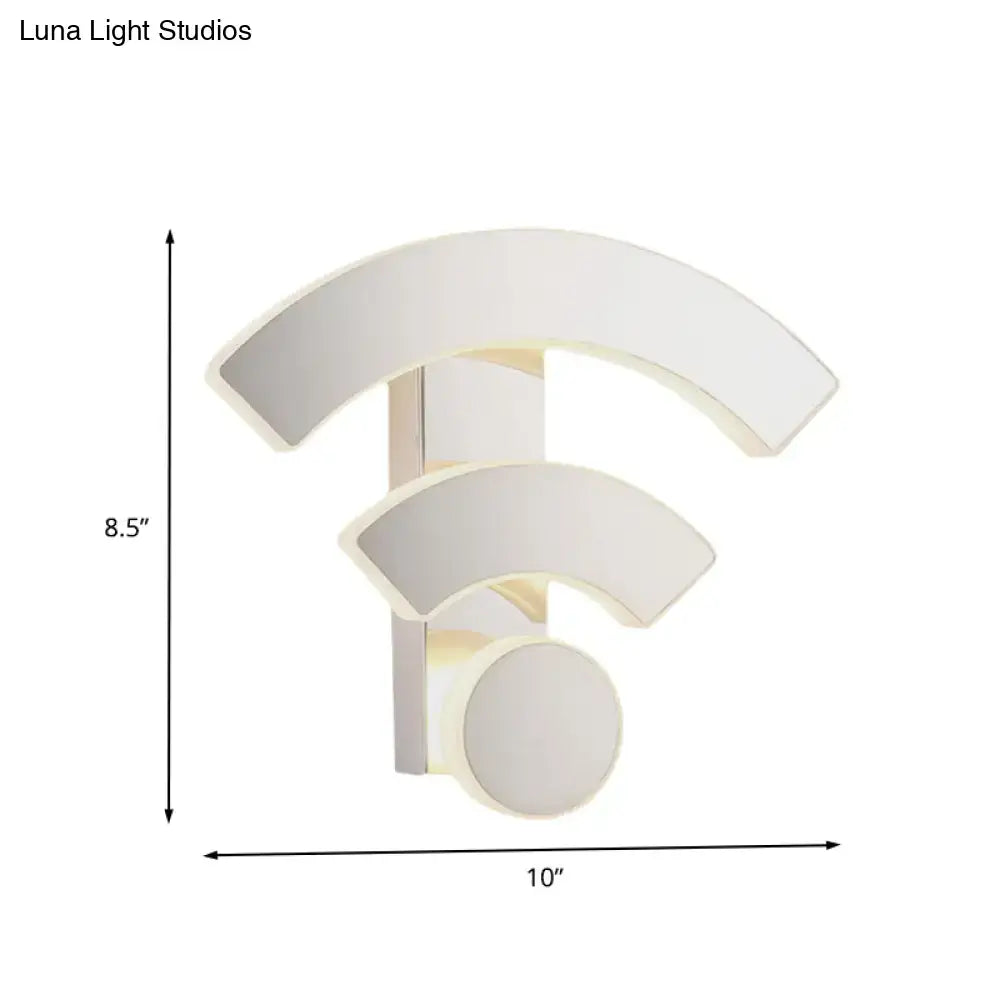 White Modern 10-Inch Wall Sconce