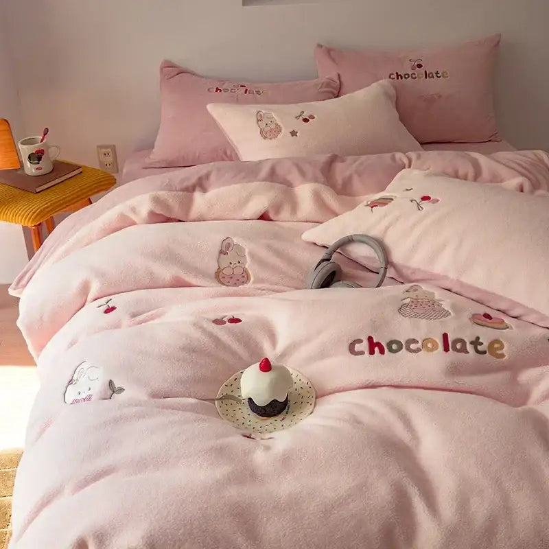 Cashmere Embroidered Duvet Set
