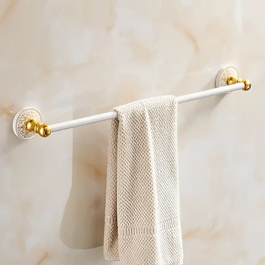 Gold Floral Bath Set
