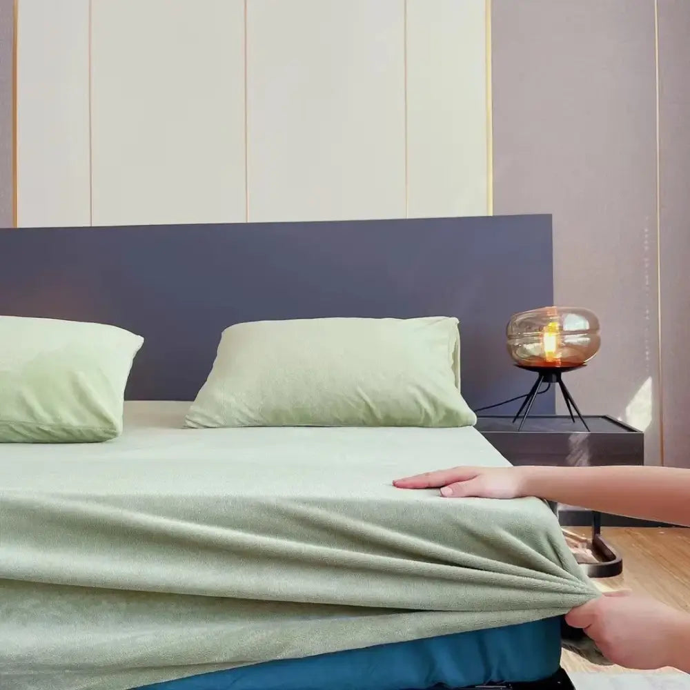 Flannel Plush Bed Sheet Set