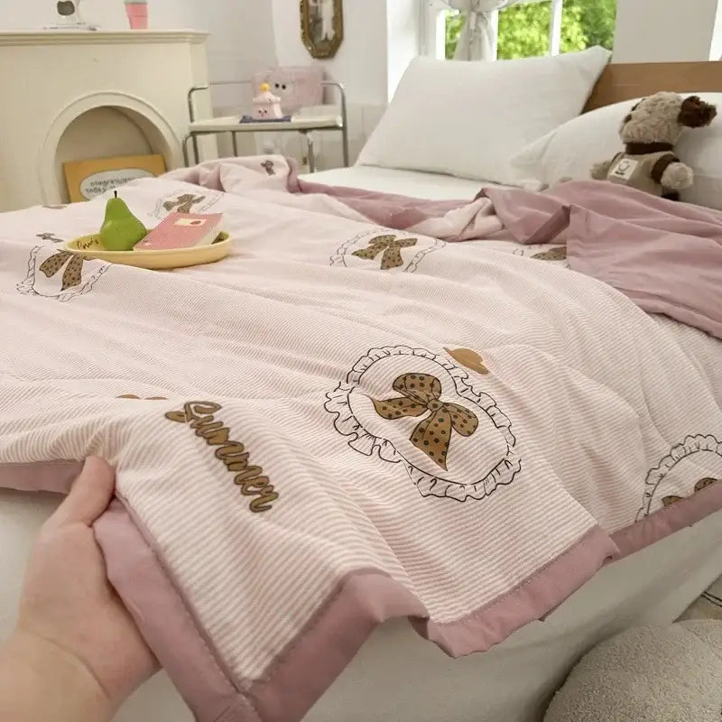 Pink Cartoon Bear Quilt