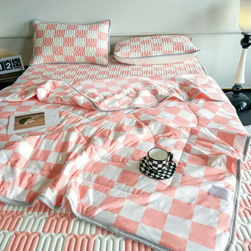 Red White Comforter Set