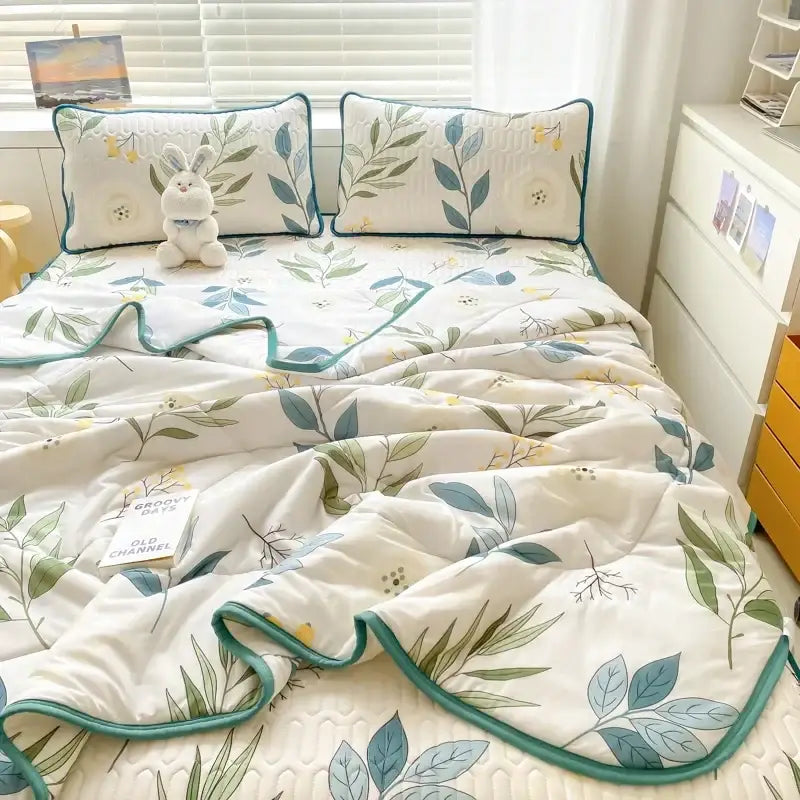 Red White Comforter Set