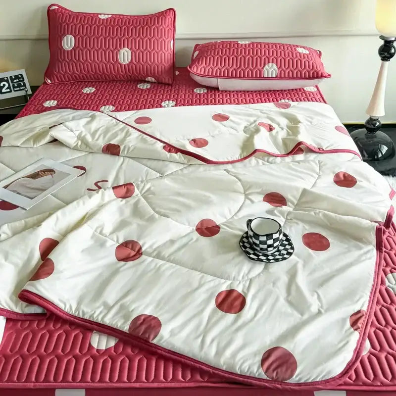 Red White Comforter Set