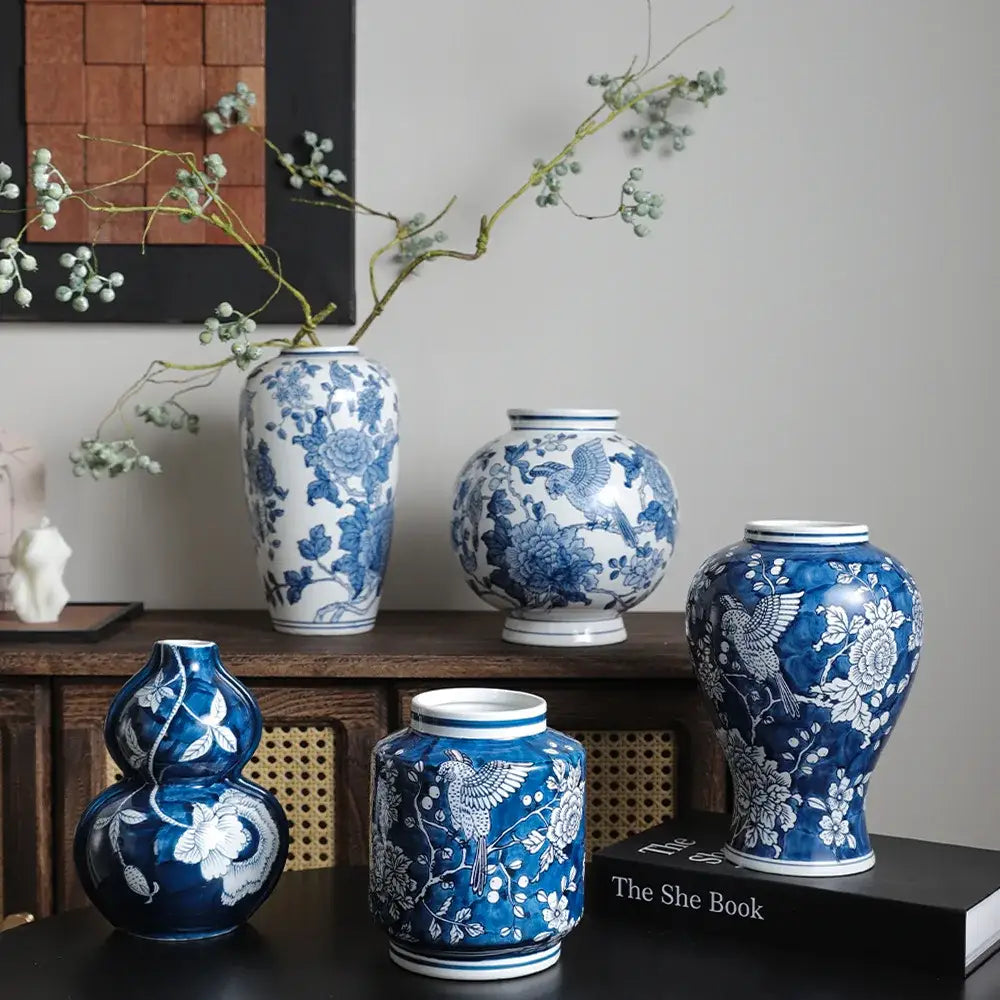 Blue Porcelain Retro Floral Vase