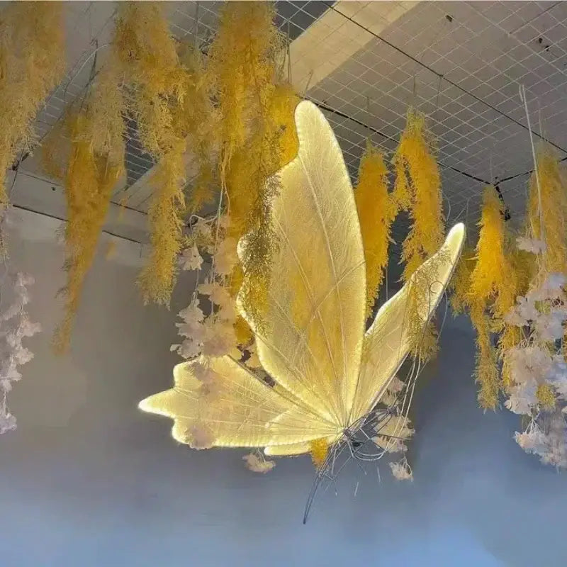 White Gold Butterfly Lamp
