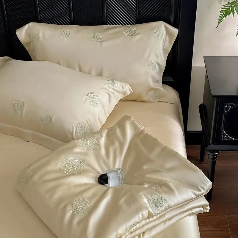 Eucalyptus Floral Quilt Set